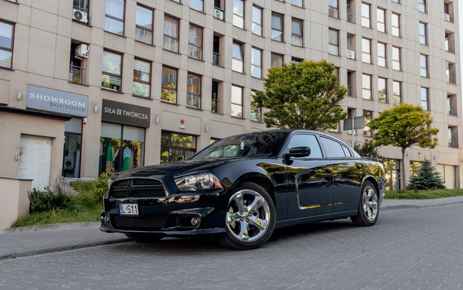 Dodge Charger cena 71000 przebieg: 211000, rok produkcji 2013 z Witkowo małe 232